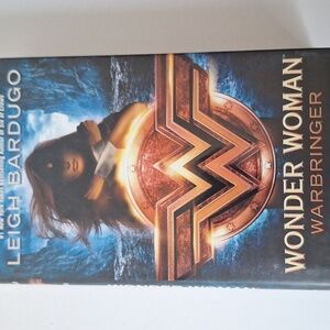 Wonder Woman: Warbringer by Leigh Bardugo - Hardcover